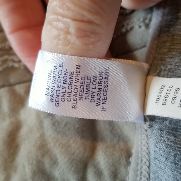 2/$8 Gap long sleeve thermal - Picture 5 of 5